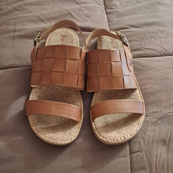 Korks Sandals Women's 8 Faux Leather Weave Pattern Summer Comfort Beach Coastal - Picture 1 of 7